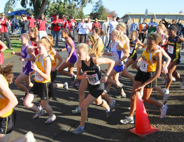 NCS XC D3 Girls-007.JPG - 2009 North Coast Section Cross Country Championships, Hayward High School, Hayward, California